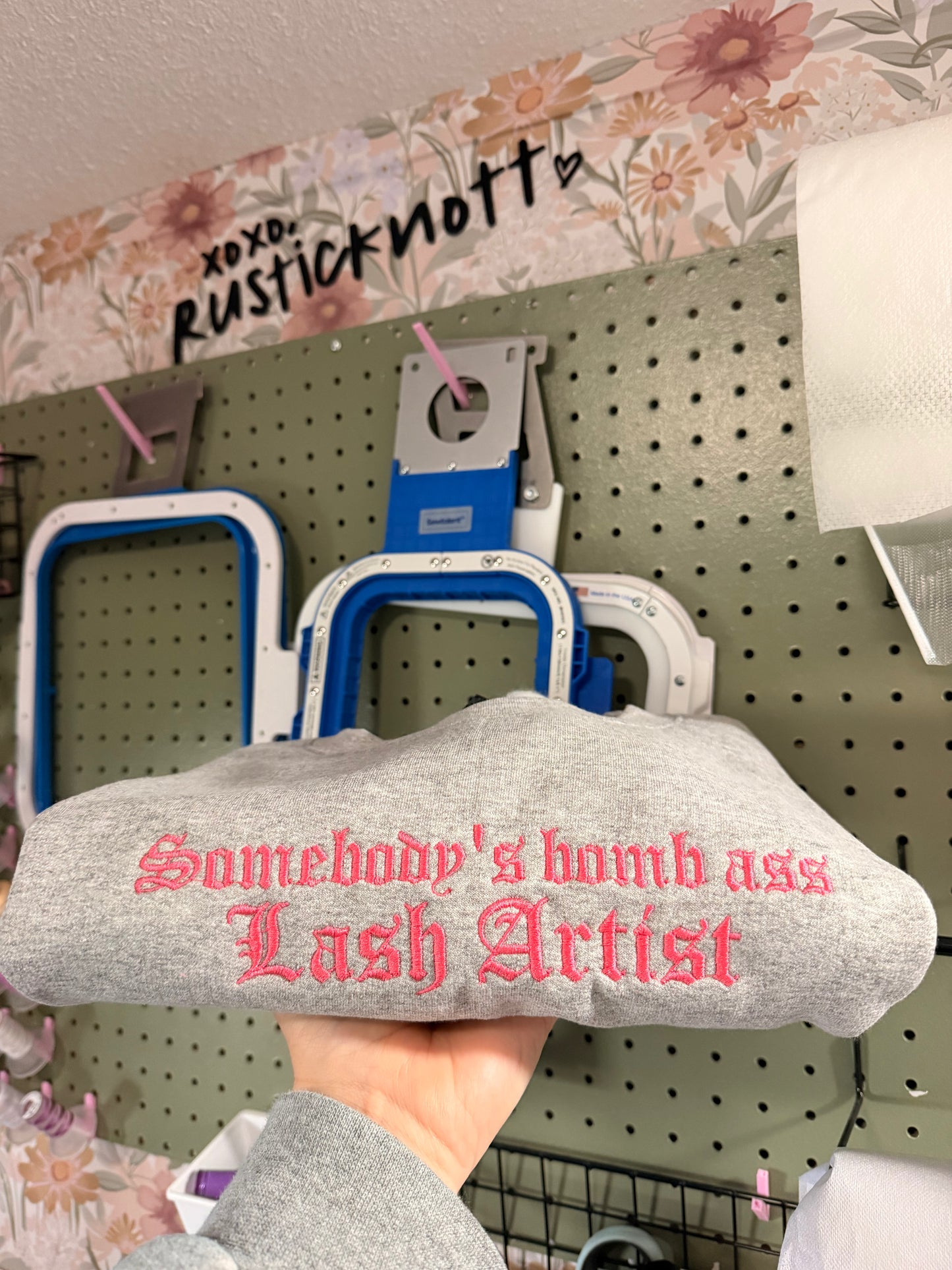 Somebodys bomb ass lash artist
