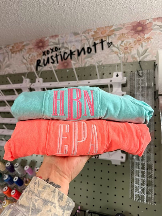Monogram Pocket Style